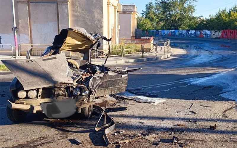 Подросток погиб за рулем ВАЗ-2106 в Миассе